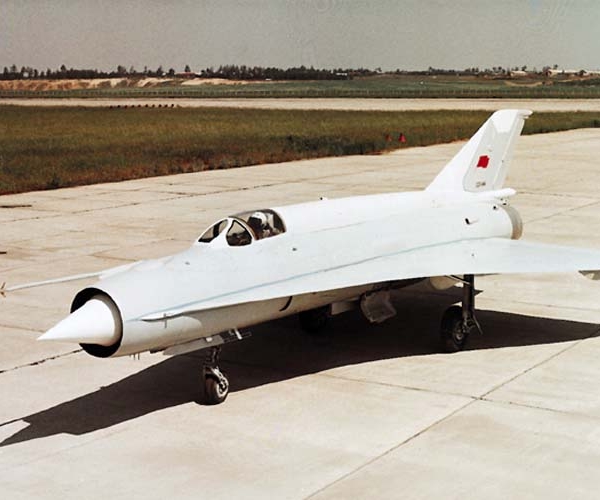 7а.Аналоговая модель Ту-144 на базе МиГ-21.
