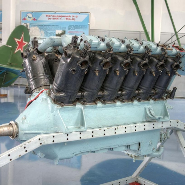 7а.Двигатель М-17 в экспозиции самолета Р-5. Музей ВВС Монино