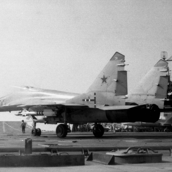 9.МиГ-29К на испытаниях.