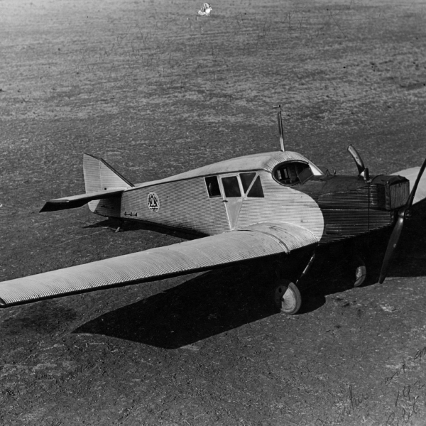 1.Пассажирский самолет Junkers F-13.