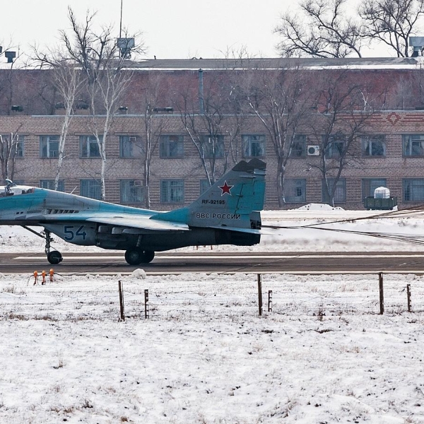 10.МиГ-29УБ после посадки. 1