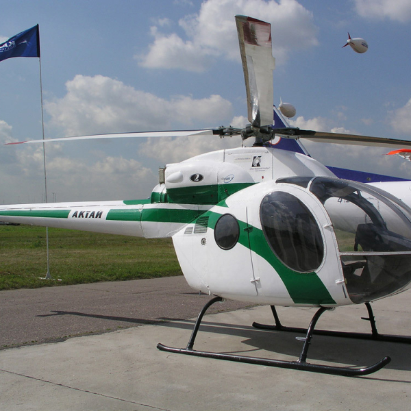 2.Вертолет Актай на стоянке авиасалона МАКС-2005.