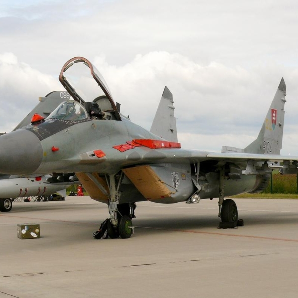 3.МиГ-29СД ВВС Словакии на стоянке.