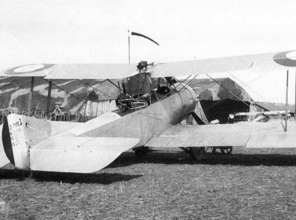 4.Sopwith 1 1-2 Strutter английских ВВС.