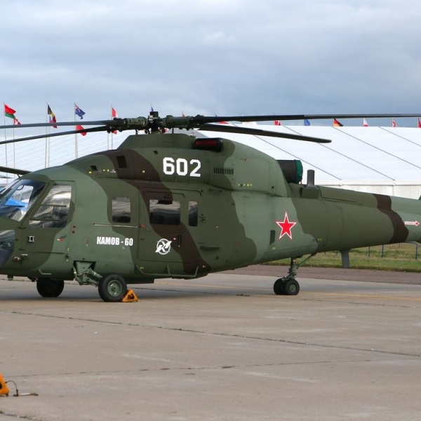 4а.Вертолет Ка-60 на стоянке авиасалона.