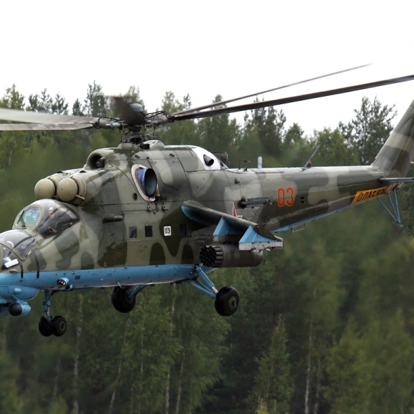 5.Ми-24ПН в полете.