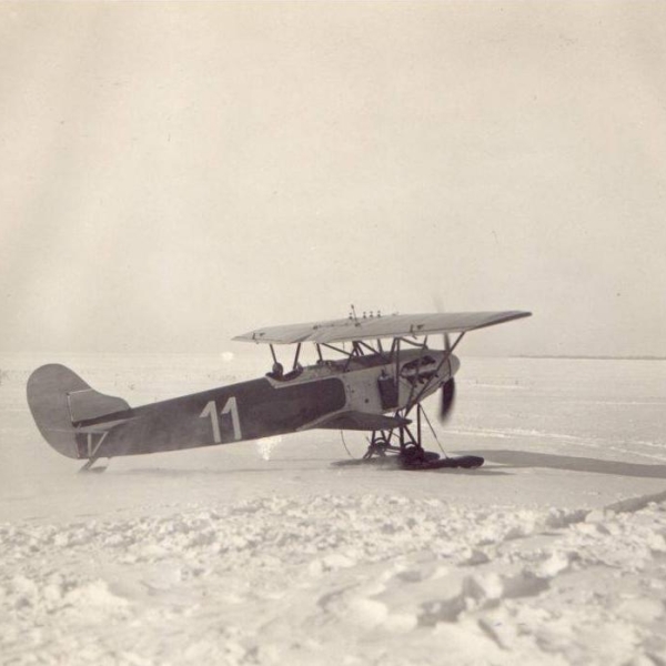 6.Fokker D.XIII (ФД-XIII) ВВС РККА на лыжном шасси в Липецком авиацентре.