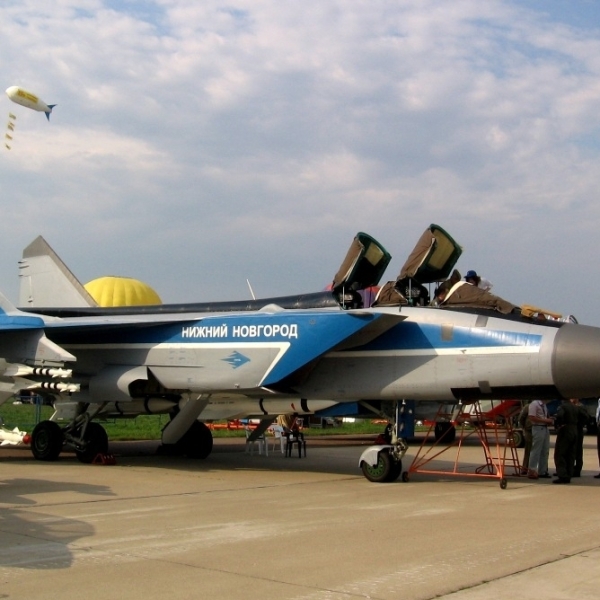 7.МиГ-31Э на МАКС-99.