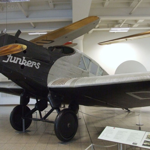 9.Junkers F-13 в авиамузее.