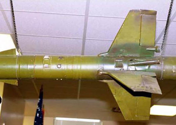 1.Противотанковая ракета 3М11 Фаланга ПТРК 2К8.