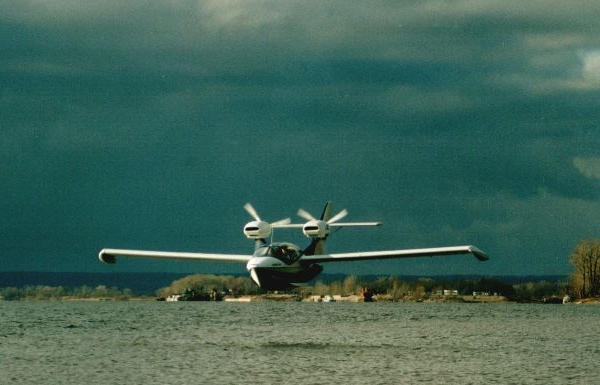 10.Летающая лодка С-400 Капитан.