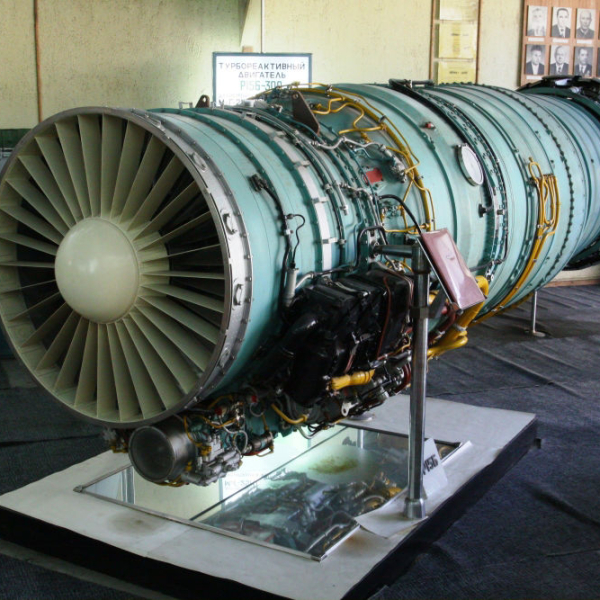 2.Двигатель Р15Б-300. Музей АМНТК Союз.