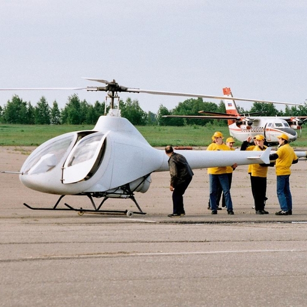 2.Легкий вертолет ВМ-01.
