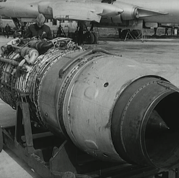4.Ту-16 и его двигатель АМ-3.