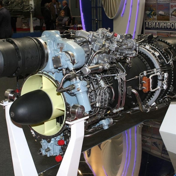 7.Двигатель ТВ3-117ВМА-СБМ1В для вертолёта Ми-8. Авиасалон HeliRussia 2011.