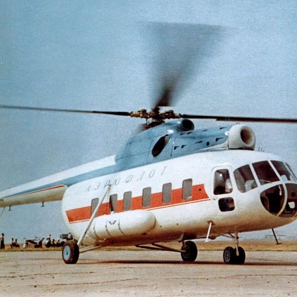 7.Опытный вертолет В-8 с одним двигателем АИ-24В.