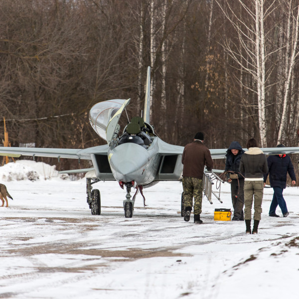 Подготовка СР-10 к полету. 1
