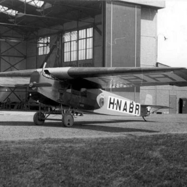 4.Fokker F.III компании KLM.