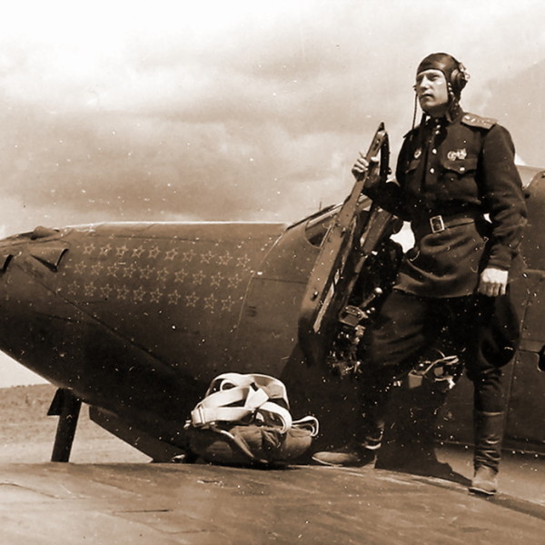 2.А.И.Покрышкин на своем истребителе Р-39.