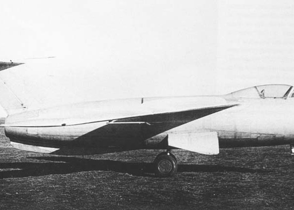 3.Истребитель Ла-176.