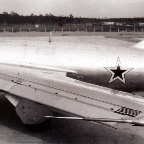 2.МиГ-17 (СИ-10)