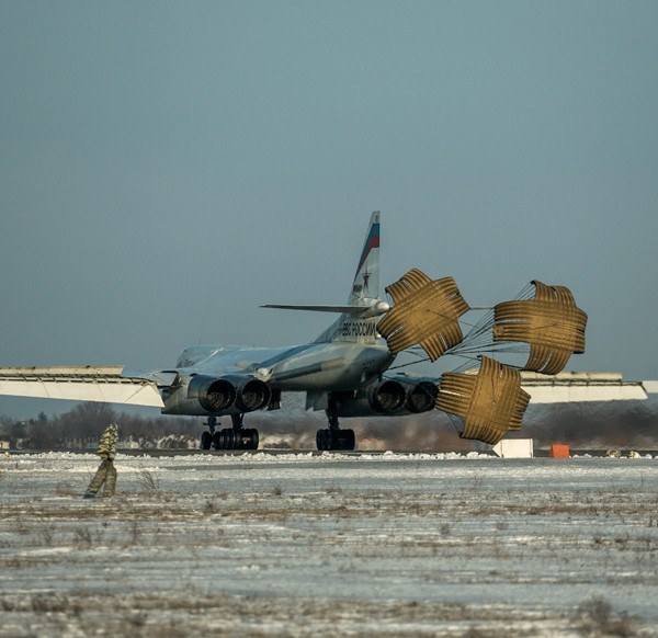 5г.Ту-160 после посадки.