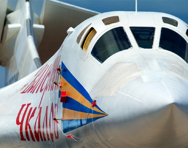 7а.Носовая часть Ту-160.