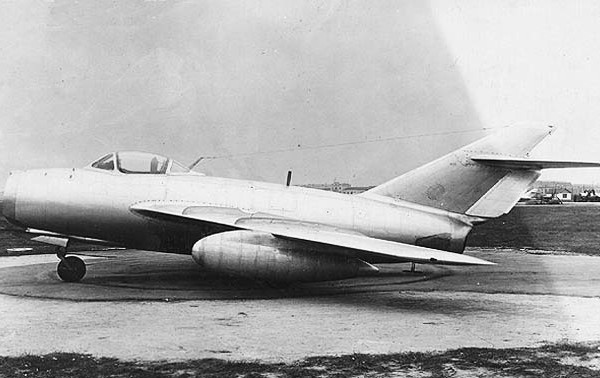 2.МиГ-15Рбис