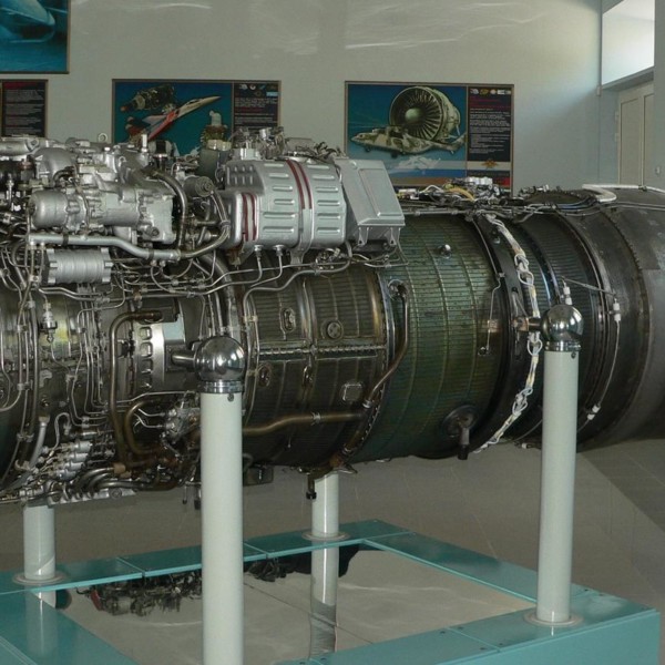 Двигатель РД-33.