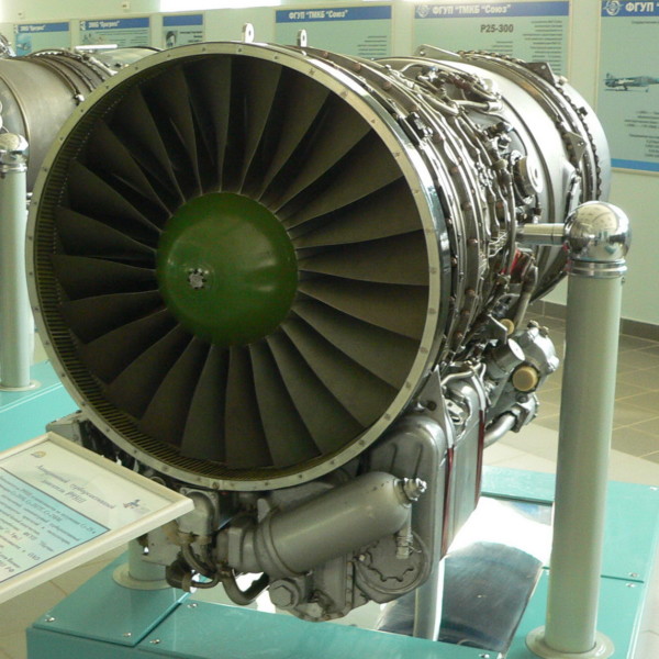 Двигатель Р-95Ш.