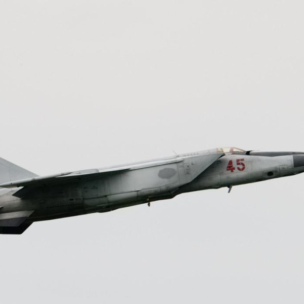 МиГ-25РБТ в полете.