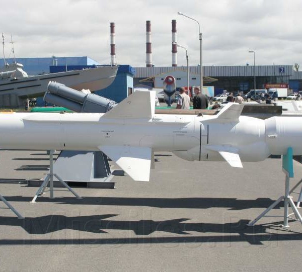 raketa-h-35u-v-startovoj-konfiguratsii
